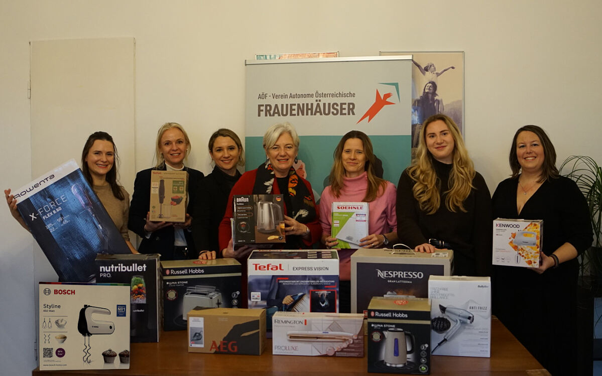Spendenaktion: 220 Elektrogeräte für Frauenhäuser in ganz Österreich